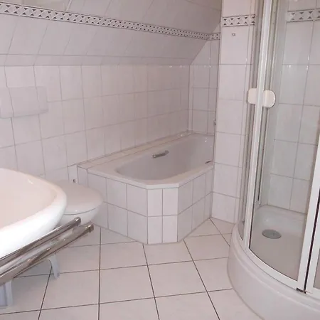 Holiday home Freesenhus-1 *